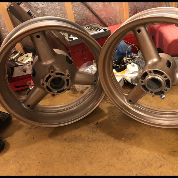 02 hayabusa rims - Picture 1 of 1